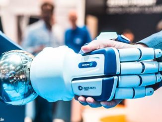 2018-01-25-1-analytica