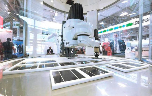 2018-03-20-1-intersolar 2018-03-20-1-intersolar
